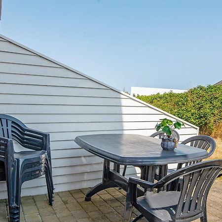4 Person Holiday Home In R M Sønderby 외부 사진